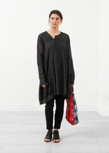 Carica l&#39;immagine nel visualizzatore di Gallery, Button Dress