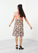 Carica l&#39;immagine nel visualizzatore di Gallery, Floral Sleeveless Dress