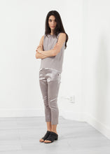 Carica l&#39;immagine nel visualizzatore di Gallery, Silk Pullup Pant