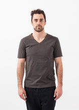 Carica l&#39;immagine nel visualizzatore di Gallery, V-Neck Tee