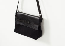 Carica l&#39;immagine nel visualizzatore di Gallery, Kioh Bag