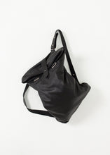 Carica l&#39;immagine nel visualizzatore di Gallery, Leather Convertible Backpack