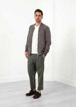 Carica l&#39;immagine nel visualizzatore di Gallery, Leather Bomber Jacket in Dust