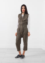 Carica l&#39;immagine nel visualizzatore di Gallery, Sleeveless Harem Flightsuit
