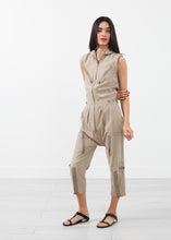 Carica l&#39;immagine nel visualizzatore di Gallery, Sleeveless Harem Flightsuit