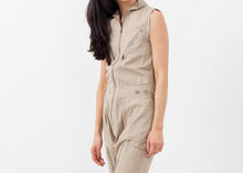 Carica l&#39;immagine nel visualizzatore di Gallery, Sleeveless Harem Flightsuit