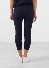 Carica l&#39;immagine nel visualizzatore di Gallery, Knit Chino Pant