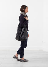 Carica l&#39;immagine nel visualizzatore di Gallery, Shrunken Cardigan