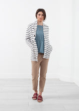 Carica l&#39;immagine nel visualizzatore di Gallery, Unisex Shawl Cardigan