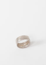 Carica l&#39;immagine nel visualizzatore di Gallery, Ring 24 in Silver