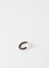 Carica l&#39;immagine nel visualizzatore di Gallery, April Ring