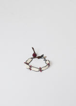 Carica l&#39;immagine nel visualizzatore di Gallery, Garnet Bracelet in Frothy Pearl
