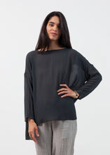 Carica l&#39;immagine nel visualizzatore di Gallery, Hand Dyed Silk Top