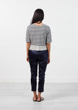 Carica l&#39;immagine nel visualizzatore di Gallery, Sleeve Top in Navy Stripe