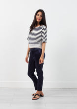 Carica l&#39;immagine nel visualizzatore di Gallery, Sleeve Top in Navy Stripe