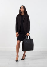 Carica l&#39;immagine nel visualizzatore di Gallery, Double Pocket Blazer in Black