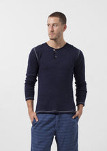 Carica l&#39;immagine nel visualizzatore di Gallery, Two Button Henley