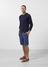 Carica l&#39;immagine nel visualizzatore di Gallery, Two Button Henley