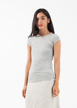 Carica l&#39;immagine nel visualizzatore di Gallery, Fitted Tee