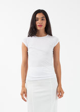 Carica l&#39;immagine nel visualizzatore di Gallery, Fitted Tee