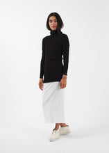 Carica l&#39;immagine nel visualizzatore di Gallery, Turtleneck