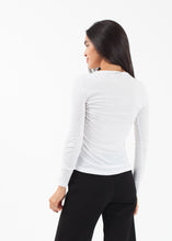 Carica l&#39;immagine nel visualizzatore di Gallery, Long Sleeved Tee