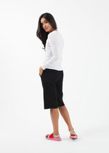 Carica l&#39;immagine nel visualizzatore di Gallery, Long Sleeved Tee