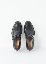 Carica l'immagine nel visualizzatore di Gallery, Wrapped Golf Shoe