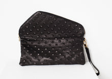 Carica l&#39;immagine nel visualizzatore di Gallery, Roxanne Leather Clutch in Black