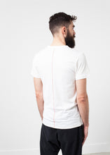 Carica l&#39;immagine nel visualizzatore di Gallery, Comfort Tee in White Wool Blend