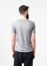 Carica l&#39;immagine nel visualizzatore di Gallery, Linen T-shirt in Dolphin