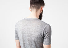 Carica l&#39;immagine nel visualizzatore di Gallery, Linen T-shirt in Dolphin