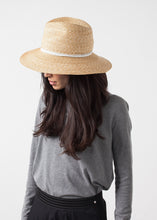 Carica l'immagine nel visualizzatore di Gallery, Wrapped Up Hat in Straw/White