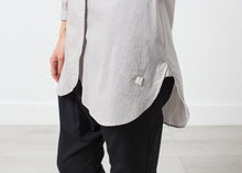 Carica l&#39;immagine nel visualizzatore di Gallery, Reverse Bib Tunic