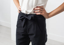 Carica l&#39;immagine nel visualizzatore di Gallery, Troupy Pant in Silky Cotton