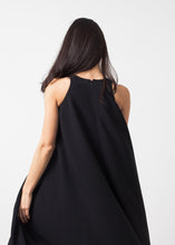 Carica l&#39;immagine nel visualizzatore di Gallery, Sleeveless Flow Dress