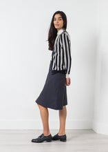 Carica l&#39;immagine nel visualizzatore di Gallery, Aura Library Skirt