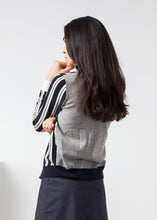 Carica l&#39;immagine nel visualizzatore di Gallery, Aura Library Skirt