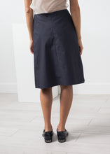 Carica l&#39;immagine nel visualizzatore di Gallery, Aura Library Skirt