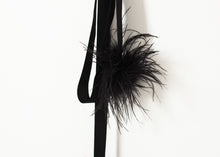Carica l&#39;immagine nel visualizzatore di Gallery, Feather Sash