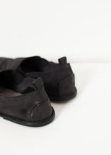 Carica l&#39;immagine nel visualizzatore di Gallery, Low Chelsea Boot in Black