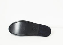Carica l&#39;immagine nel visualizzatore di Gallery, Low Chelsea Boot in Black