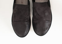 Carica l&#39;immagine nel visualizzatore di Gallery, Low Chelsea Boot in Black