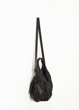 Carica l&#39;immagine nel visualizzatore di Gallery, Circle Bag in Black