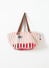 Carica l'immagine nel visualizzatore di Gallery, Woven Oversized Tote in Red Stripe