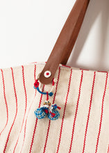 Carica l'immagine nel visualizzatore di Gallery, Woven Oversized Tote in Red Stripe