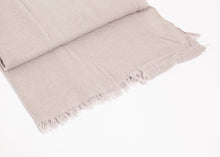 Carica l&#39;immagine nel visualizzatore di Gallery, Simple Scarf in Latte