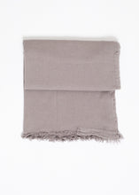 Carica l&#39;immagine nel visualizzatore di Gallery, Simple Scarf in Grey