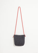 Carica l'immagine nel visualizzatore di Gallery, Wool Shoulder Pouch in Black/White