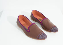 Carica l&#39;immagine nel visualizzatore di Gallery, Bizi Cap Toe Loafer in Rose/Aubergine